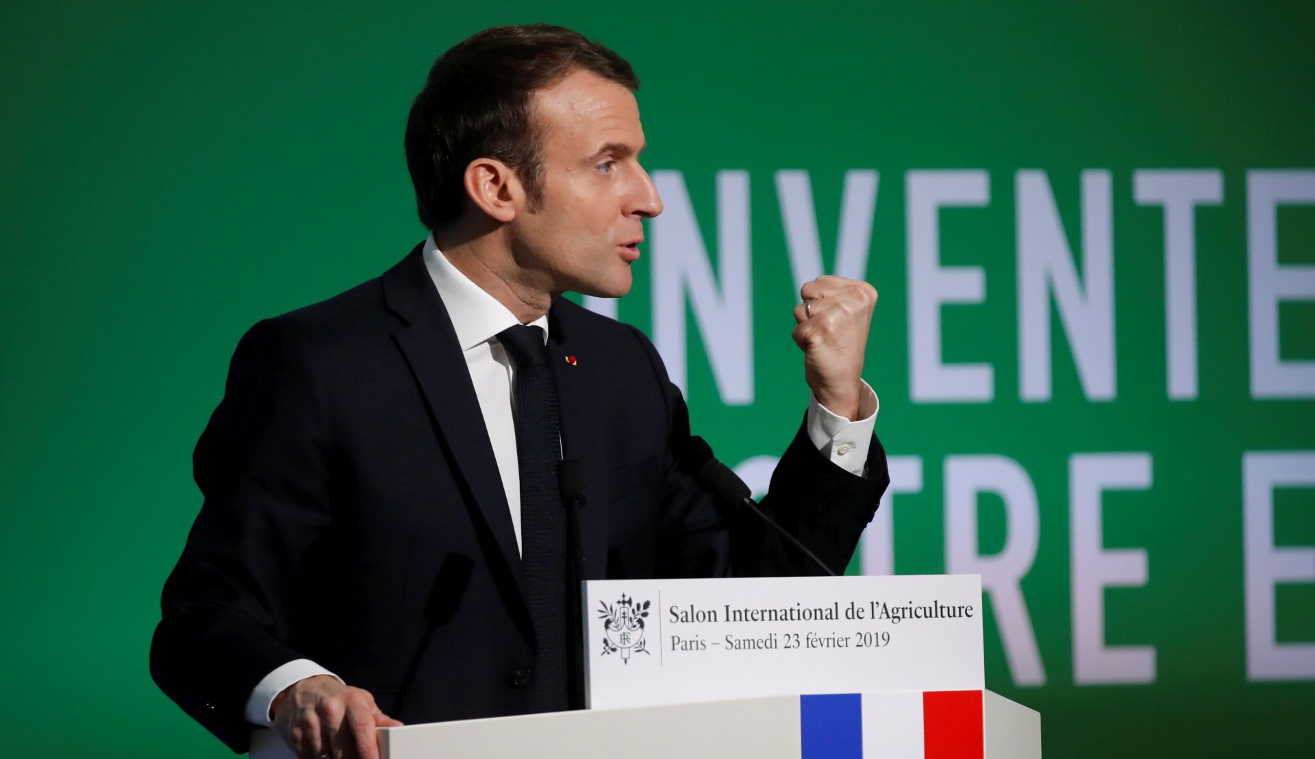 epa07389572 French President Emmanuel Macron delivers a speech at the opening of the International Agriculture Fair (Salon de l'Agriculture) in Paris, France, 23 February 2019.  EPA/CHARLES PLATIAU / POOL  MAXPPP OUT