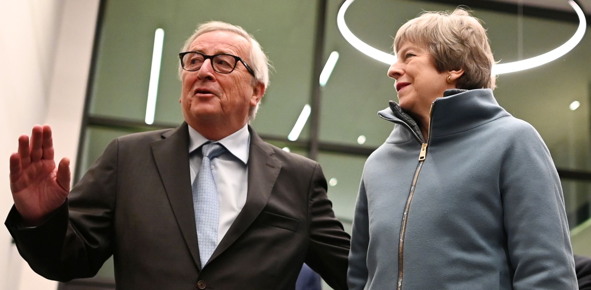 epa07429702 Jean-Claude Juncker, President of the European Commission, (L) welcomes British Prime Minister Theresa May (R) at the European Parliament in Strasbourg, France, 11 March 2019. May is facing a decisive week ahead with crucial votes on Brexit expected.  EPA/PATRICK SEEGER
