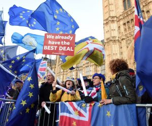 epa07431903 Pro-remain protesters rally outside parliament in London, Britain, 12 March 2019. British parliament will vote on British Prime Minister May's amended Brexit deal later in the day. Theresa May wants parliament to back her 'improved' withdrawal agreement she has negotiated with the EU over the so-called 'backstop'. The United Kingdom is officially due to leave the European Union on 29 March 2019, two years after triggering Article 50 in consequence to a referendum.  EPA/FACUNDO ARRIZABALAGA