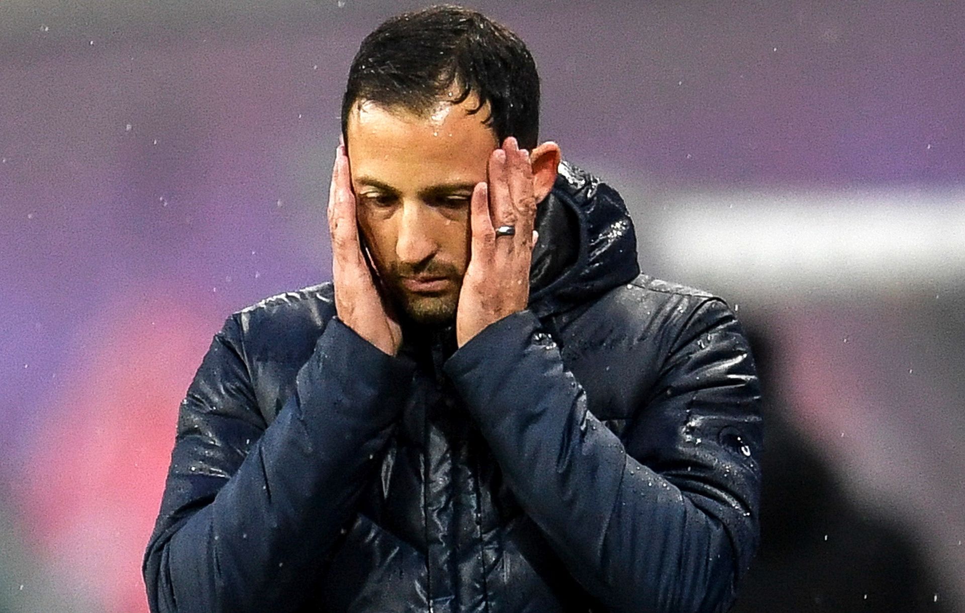 epa07437156 (FILE) - Schalke's head coach Domenico Tedesco reacts during the German Bundesliga soccer match between RB Leipzig and FC Schalke 04 in Leipzig, Germany, 28 October 2018. Schalke sacked Tedesco on 14 March according to media reports.  EPA/FILIP SINGER CONDITIONS - ATTENTION:  The DFL regulations prohibit any use of photographs as image sequences and/or quasi-video.