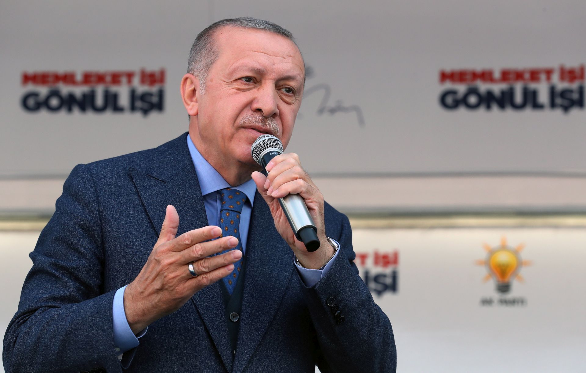 epa07441967 A handout photo made available by the Turkish President Press office shows Turkish President Recep Tayyip Erdogan speaking during his Justice and Development Party (AK Party) local election campaign rally in Tekirdag, Turkey, 16 March 2019. Local elections in Turkey's capital and the country's overall 81 provinces are scheduled for 31 March 2019.  EPA/TURKISH PRESIDENT PRESS OFFICE / HANDOUT  HANDOUT EDITORIAL USE ONLY/NO SALES