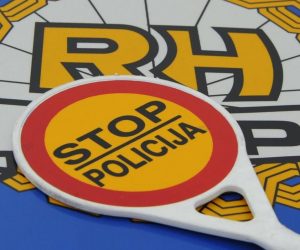01.02.2015., Sibenik - Stop policija - palica za zaustavljanje vozila. Photo: Hrvoje Jelavic/PIXSELL