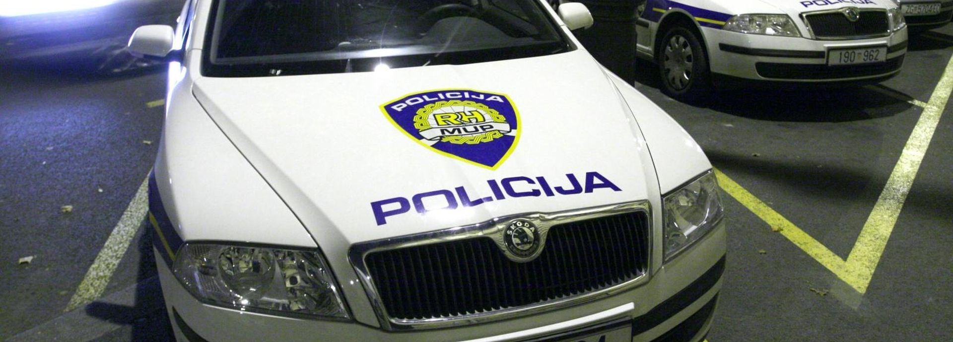 18.10.2008., Zagreb, Hrvatska - Policijski znak na sluzbenim vozilima.
Photo: Goran Jakus/PIXSELL