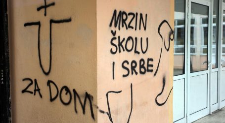 Splitska policija uhitila maloljetnike koji su ispisivali sramotne grafite