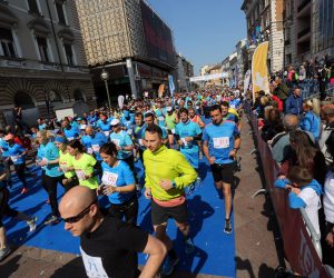 23.04.2017. Rijeka - Start 2. rijeckog maratona i 21 humanitarne utrke gradjana Homo si tec na rijeckom Korzu.
Photo: Goran Kovacic/PIXSELL
