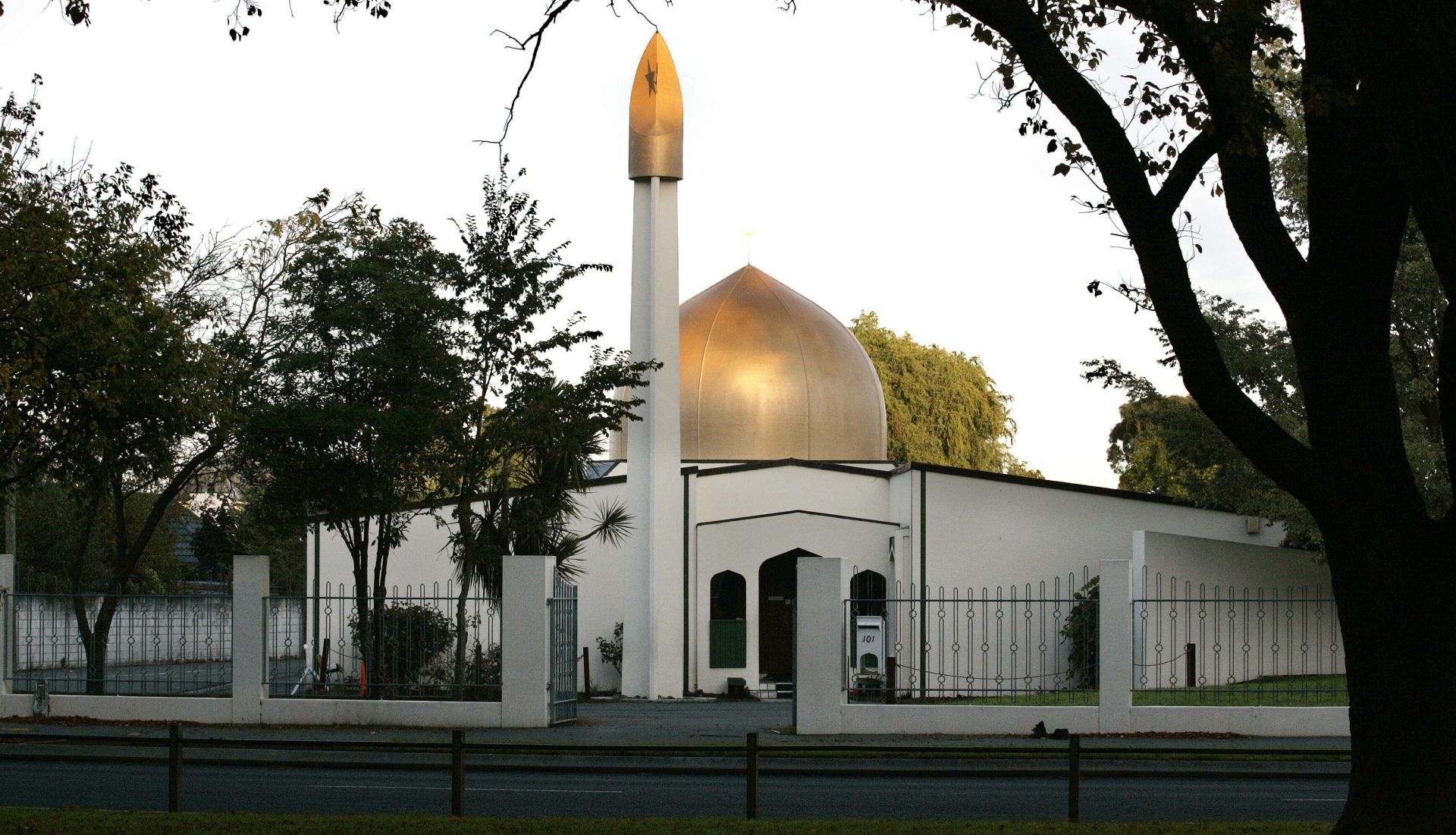 epa07522590 (FILE) - An undated file image shows Masjid Al Noor Mosque on Deans Avenue, the scene of a mass shooting, in Christchurch, New Zealand, 15 March 2019 (reissued 23 April 2019). Reports on 23 April 2019 state Sri Lanka's state minister of defence Ruwan Wijewardene telling Sri Lankan parliament 23 April that the initial investigation on Sri Lankan bombings on 21 April 2019 points to the suicide bomb attacks that killed 310 people been in retaliation for the mosque attack in New Zealand.  EPA/MARTIN HUNTER NEW ZEALAND OUT