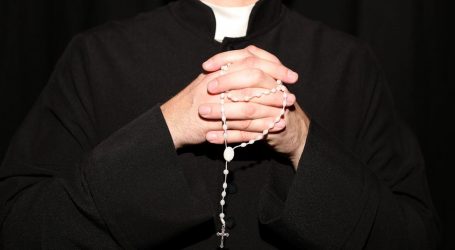 Skandalozni dokumenti otkrivaju: Katolički svećenici zlostavljali 330.000 djece, uglavnom dječake