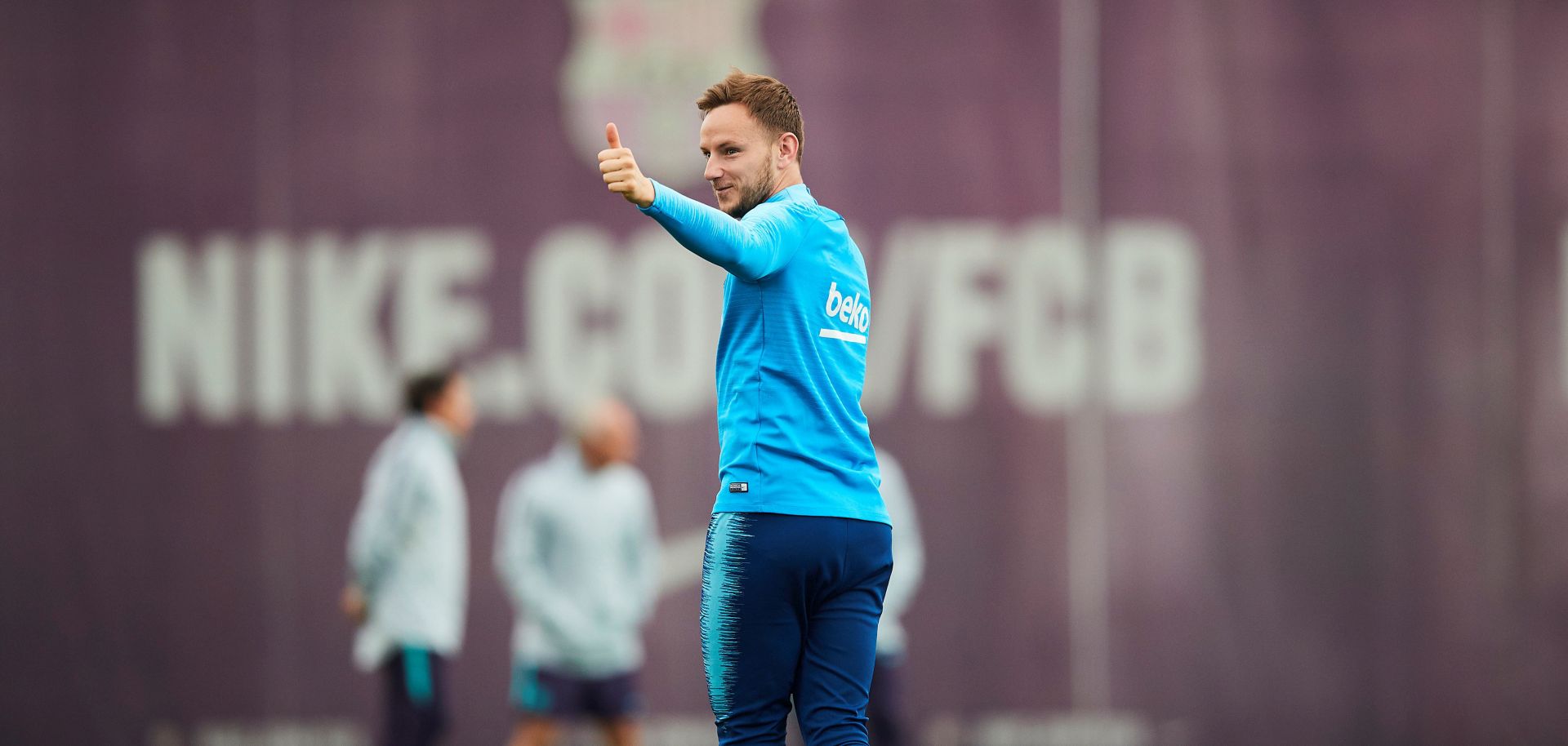 epa07521670 FC Barcelona's midfielder Ivan Rakitic attends a training session at Joan Gamper sport complex in Barcelona, Spain, 22 April 2019, on the eve of their Spanish LaLiga soccer match against Deportivo Alaves.  EPA/Alejandro Garcia