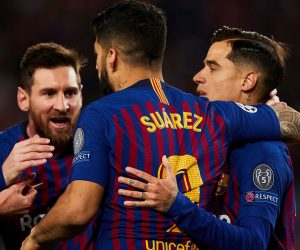 epa07541245 FC Barcelona's forward Luis Suarez (C) celebrates wit his teammates after scoring the 1-0 during the UEFA Champions League first leg semifinal match between FC Barcelona and Liverpool in Barcelona, Spain, 01 May 2019.  EPA/Alejandro Garcia