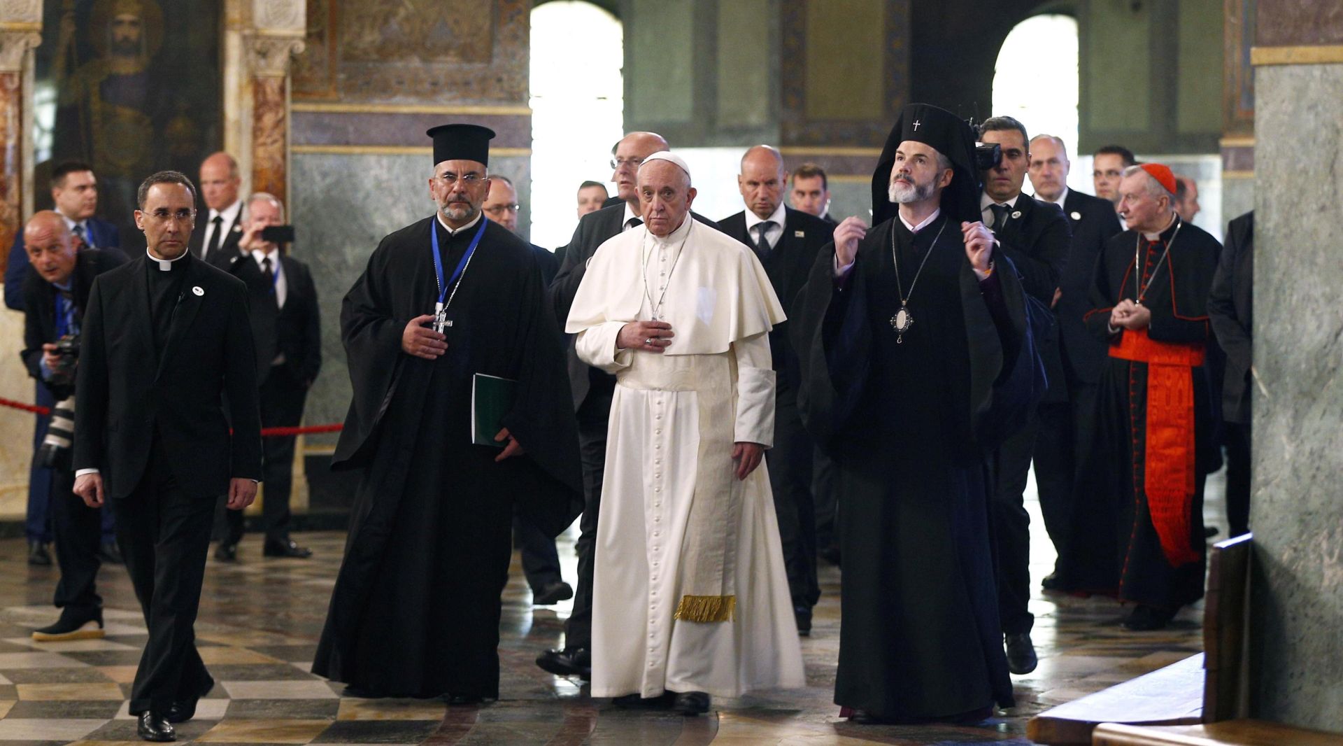 epa07548335 Pope Francis (C) enters Alexander Nevski Cathedral in Sofia, Bulgaria, 05 May 2019. Pope Francis is visiting Bulgaria and North Macedonia from 05 to 07 May; his 29th Apostolic Journey abroad.  EPA/YARA NARDI / POOL
