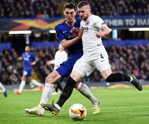 epa07559183 Eintracht Frankfurt player Ante Rebic (R) in action against Andreas Christensen of Chelsea during the UEFA Europa League semi final 2nd leg match between Chelsea FC and Eintracht Frankfurt in London, Britain, 09 May 2019.  EPA/ANDY RAIN