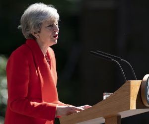 epa07596640 British Prime Minister Theresa May addresses the media to announce her resignation, outside 10 Downing Street, Central London, Britain, 24 May 2019. Mrs May announced she will resign as Prime Minister on 07 June 2019 in the meantime triggering a leadership contest to succeed her as the leader of the governing Conservative Party.  EPA/WILL OLIVER