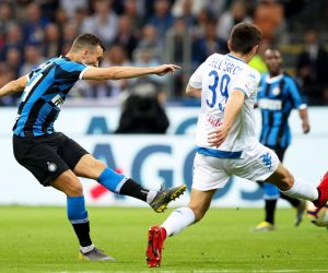 epa07603915 Inter's forward Ivan Perisic (L) in action during the Italian Serie A soccer match between Inter Milan and Empoli FC at Giuseppe Meazza Stadium in Milan, Italy, 26 May 2019.  EPA/ROBERTO BREGANI