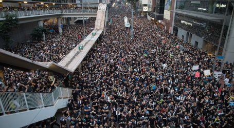 Rekordan broj prosvjednika traži ostavku premijerke Hong Konga