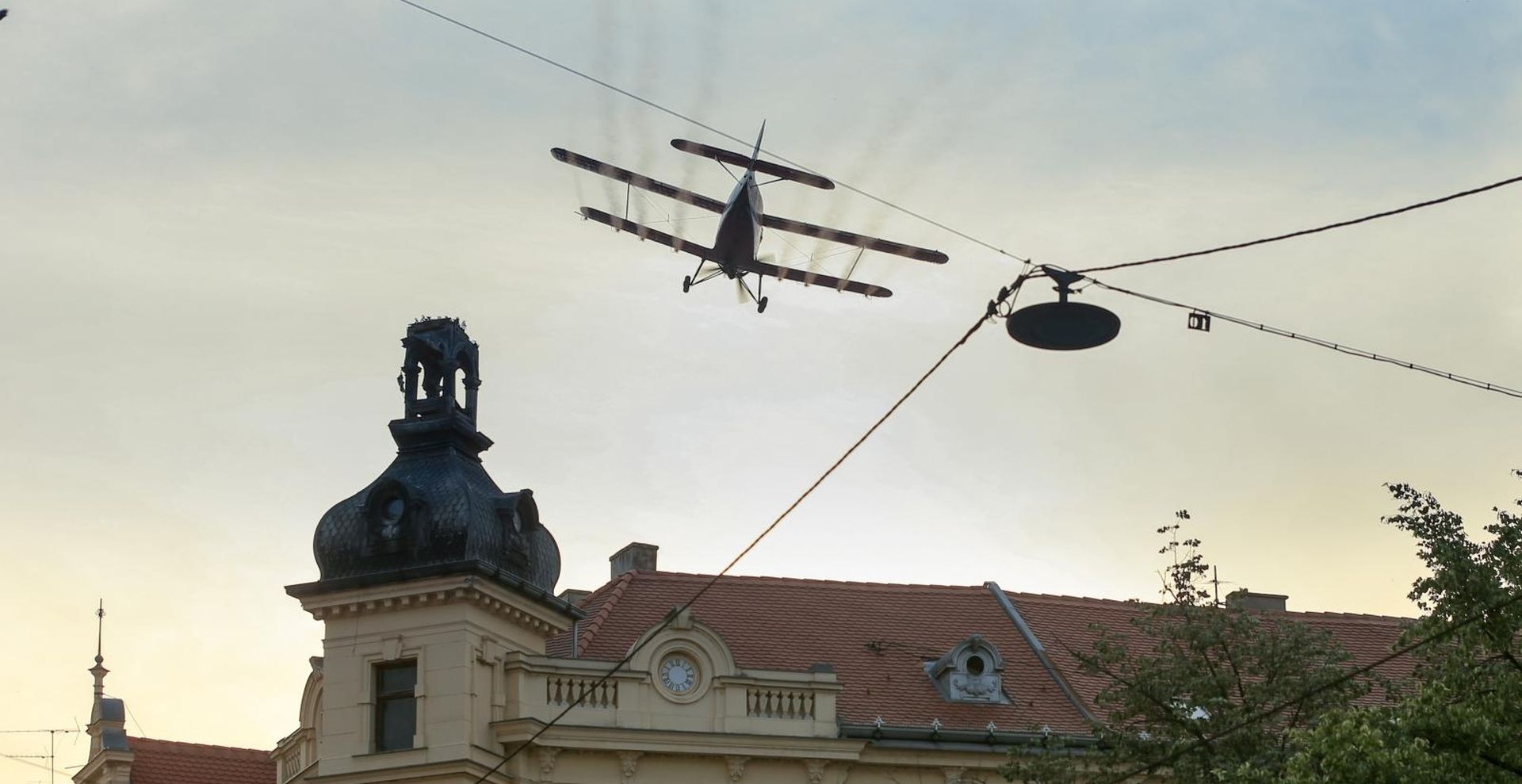 27.06.2019., Osijek - Danas je drugi dan tretiranja komaraca iz aviona koji su zaprasivali rubne dijelove Osijeka. Photo: Dubravka Petric/PIXSELL
