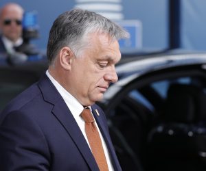 epa07688837 Hungary's Prime Minister Viktor Orban arrives for the third straight day of an European Union leaders summit in Brussels, Belgium, 02 July 2019, for talks aimed at defusing fresh power struggles in a bid to fill the bloc's top jobs.  EPA/GEOFFROY VAN DER HASSELT / POOL