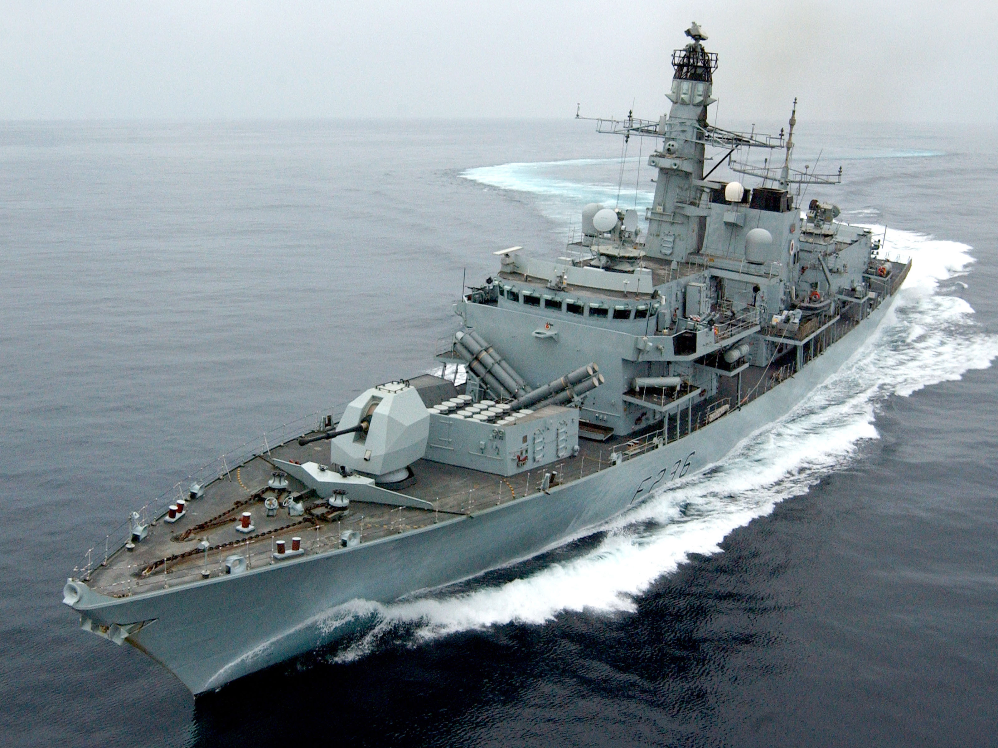 epa07709092 (FILE) - A handout photo made available by the British Ministry of Defence shows HMS Montrose, a Type 23 frigate, performing a series of tight turns in the Arabian Sea, 22 March 2005 (issued 11 July 2019). According to media reports, Iranian boats tried to intercept British Heritage, a British oil tanker, before being driven off by HMS Montrose.  EPA/MICK STOREY / HANDOUT MANDATORY CREDIT: MOD CROWN COPYRIGHT HANDOUT EDITORIAL USE ONLY/NO SALES