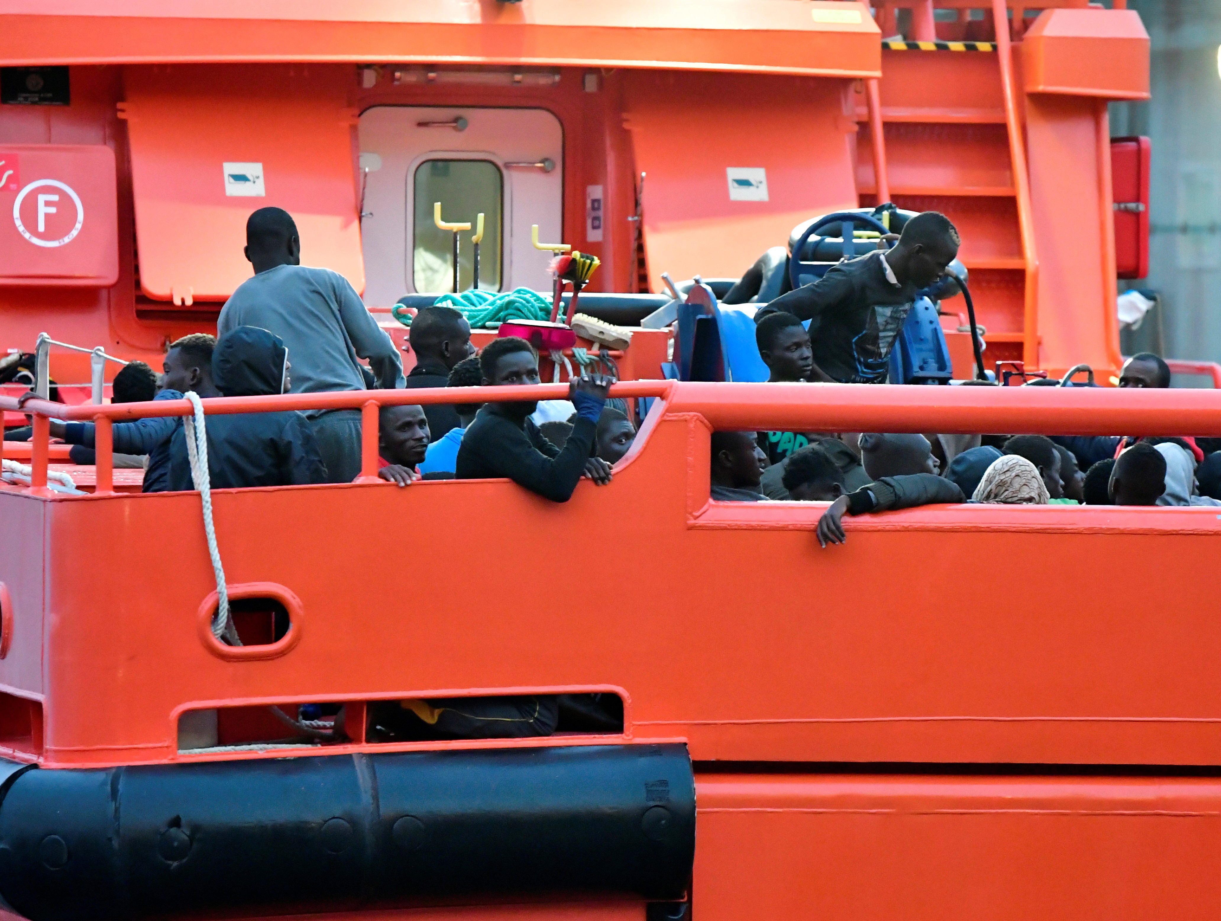 epa07713350 Arrival at the port of Almeria of the 124 migrants rescued by Maritime Rescue when they sailed in three boats in the Alboran Sea in Almeria, Spain, 12 July 2019.  EPA/Carlos Barba