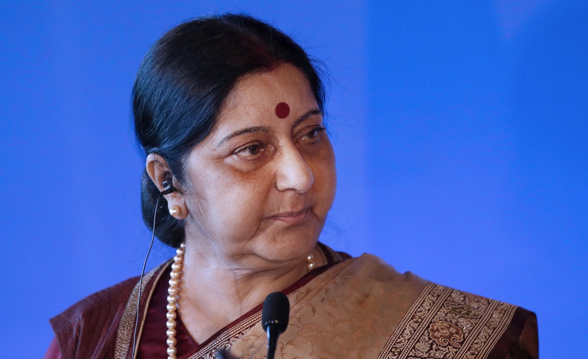 epa07760097 (FILE) - Indian Foreign Affairs Minister Sushma Swaraj makes a statement following her meeting with French Minister for Foreign Affairs Jean Yves Le Drian (unseen) at Quai d'Orsay in Paris, France, 18 June 2018, reissued 07 August 2019. Media reports on 07 August 2019 state that 67 year old Sushma Swaraj died on 06 August after suffering a massive heart attack and her last rites will be performed in New Delhi.    *** Local Caption *** 54419996  EPA/YOAN VALAT *** Local Caption *** 54419996