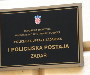 04.07.2018., Zadar - Istraznom sucu na Zupanijski sud priveden je uhicen muskarac osumnjicen za bombaski napad. Photo: Dusko Jaramaz/PIXSELL