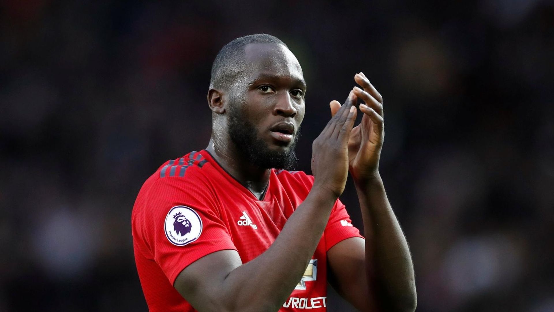 Premier League - Manchester United v Southampton Soccer Football - Premier League - Manchester United v Southampton - Old Trafford, Manchester, Britain - March 2, 2019  Manchester United's Romelu Lukaku applauds fans after the match   Action Images via Reuters/Carl Recine  EDITORIAL USE ONLY. No use with unauthorized audio, video, data, fixture lists, club/league logos or "live" services. Online in-match use limited to 75 images, no video emulation. No use in betting, games or single club/league/player publications.  Please contact your account representative for further details. CARL RECINE