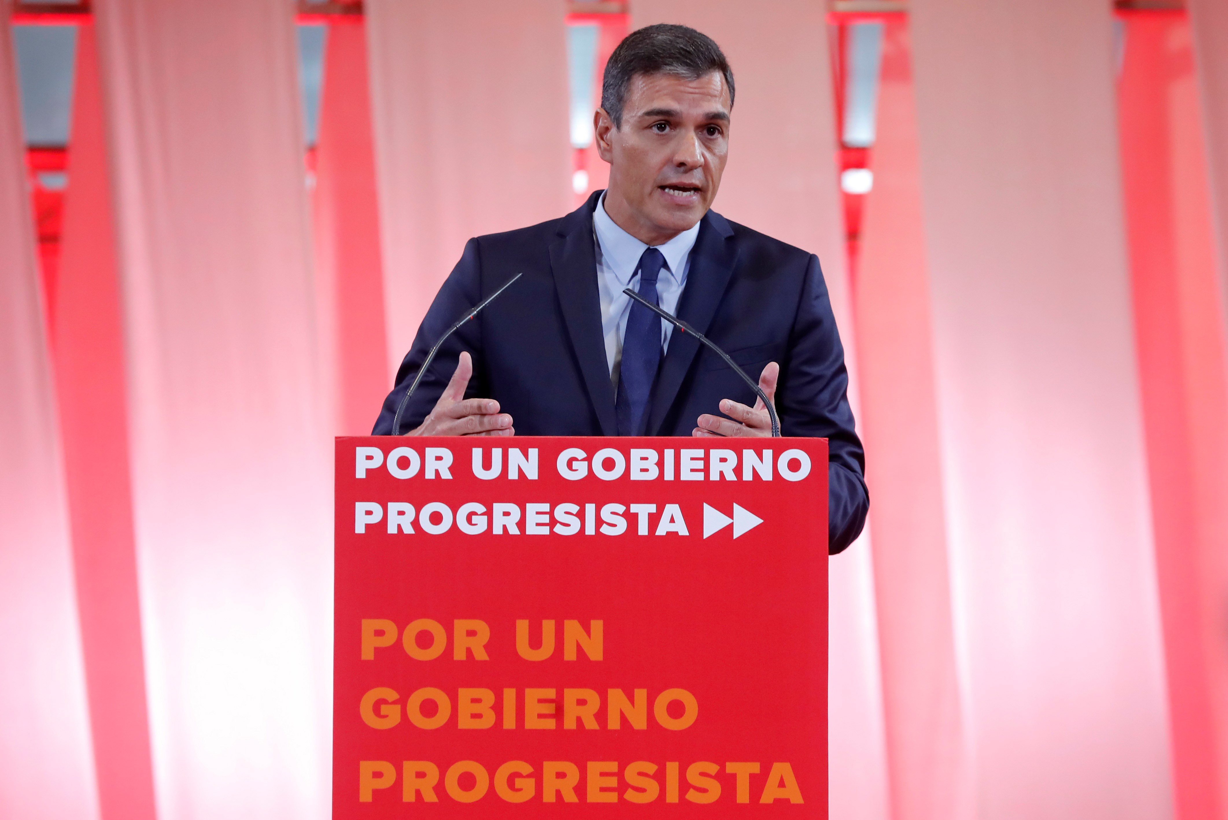 epa07814441 Spanish Prime Minister, Pedro Sanchez, presents the socialist program for a progressive Government in Madrid, Spain, 03 September 2019. Sanchez presented the program to obtain enough votes from other political parties at Parliament to be invested Prime Minister later this month. Spain will be holding elections 10 November 2019 if Sanchez fails to obtain enough support for a new investiture in September.  EPA/Chema Moya