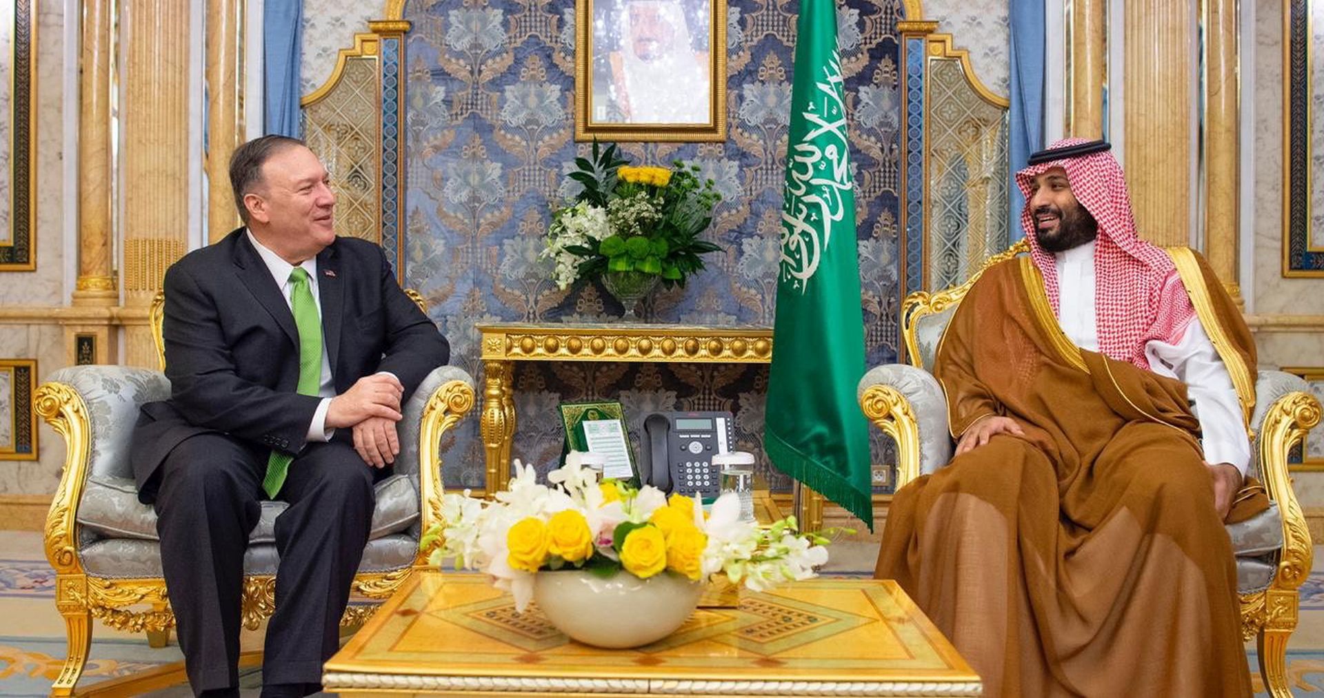 epa07851502 A handout photo made available by the Saudi Royal Court shows Saudi Crown Prince Mohammad bin Salman receiving US Secretary of State Mike Pompeo, Jeddah, Saudi Arabia, 18 September 2019. Pompeo is in Saudi Arabia to discuss the recent drone attack that blocked almost half of the Saudi oil production on 14 September 2019.  EPA/BANDAR ALJALOUD / SAUDI ROYAL COURT HANDOUT  HANDOUT EDITORIAL USE ONLY/NO SALES