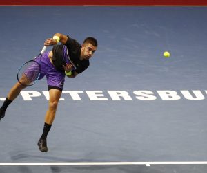 epa07861324 Borna Coric of Croatia in action against Russia’s Daniil Medvedev during their final match of the St.Petersburg Open ATP tennis tournament in St.Petersburg, Russia, 22 September 2019.  EPA/ANATOLY MALTSEV