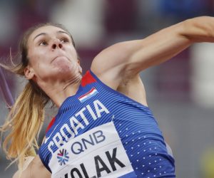 epa07882461 Sara Kolak of Croatia competes in the women's Javelin Throw qualification of the IAAF World Athletics Championships 2019 at the Khalifa Stadium in Doha, Qatar, 30 September 2019. EPA/VALDRIN XHEMAJ