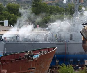 19.09.2019.,Sibenik - U NCP remontnom brodogradilistu izbio je pozar na vojnom brodu.
Photo: Dusko Jaramaz/PIXSELL
