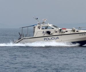 30.08.2019., Kornat - Pomorska policija u ophodnji na otoku Kornatu. Photo: Hrvoje Jelavic/PIXSELL