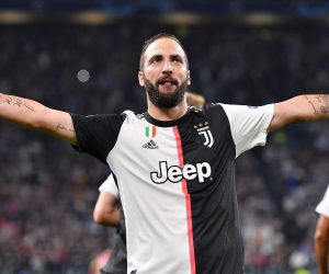 epa07887131 Juventus' Gonzalo Higuain celebrates after scoring during the UEFA Champions League group D soccer match between Juventus FC and Bayer Leverkusen at the Allianz Stadium in Turin, Italy, 01 October 2019.  EPA/ALESSANDRO DI MARCO