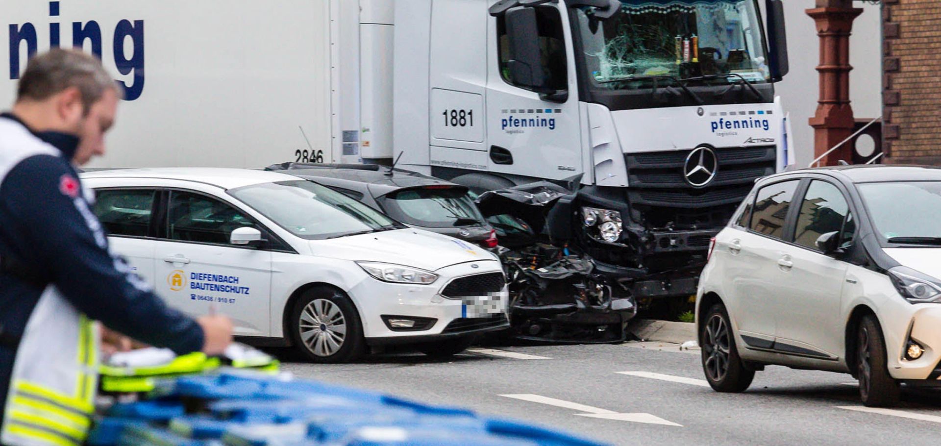 epa07904913 A view of the scene of an accident involving a stolen truck in Limburg, Germany, 07 October 2019 (issued 08 October 2019). According to police, a man reportedly stole the truck and crashed with seven cars, injuring nine people. Media reports state on 08 October 2019 that authorities are investigating the incident on the suspicion of a terrorist attack.  EPA/MAXIMILIAN SEE