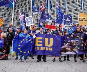 epa07907042 Anti-Brexit demonstrators stand in front of the European Commission to claim to stop the Brexit in Brussels, Belgium, 09 September 2019.  EPA/STEPHANIE LECOCQ