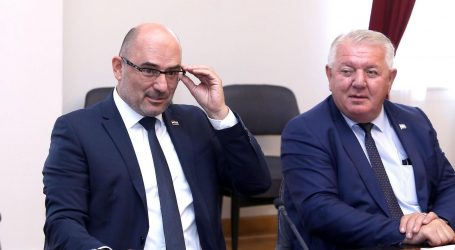 ‘Iza HVIDRA-inih pritisaka na Plenkovića zbog Pupovca stoje njegovi unutarstranački oponenti’