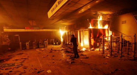 Čileanski predsjednik proglasio izvanredno stanje zbog žestokih prosvjeda u Santiagu
