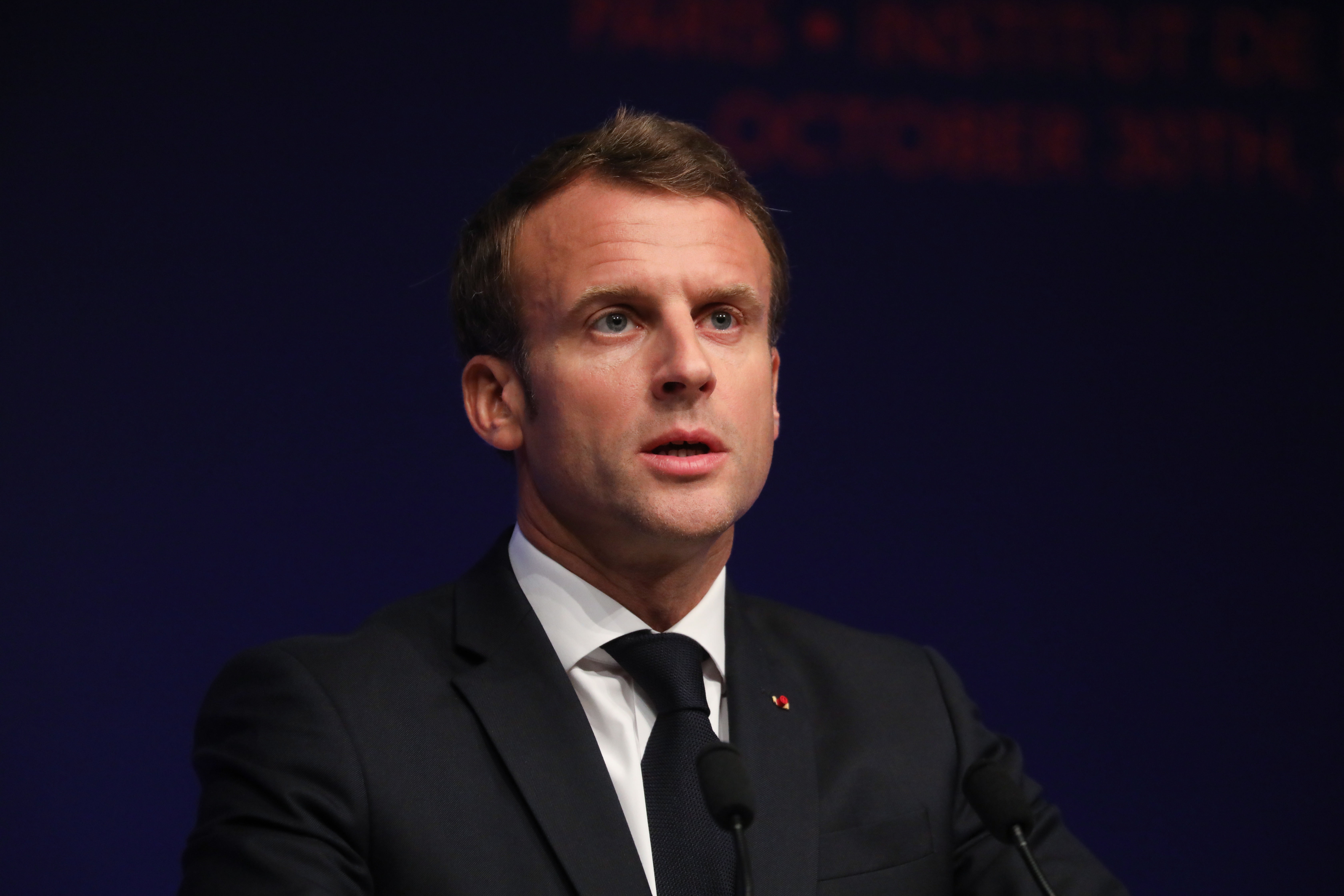 epa07960102 French President Emmanuel Macron delivers a speech during the Global Forum on Artificial Intelligence (AI) for Humanity (GFAIH) at the Institut de France in Paris, France, 30 October 2019.  EPA/LUDOVIC MARIN / POOL  MAXPPP OUT