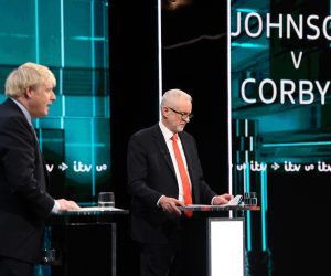 epa08009710 A handout photo made available by ITV shows British Prime Minister and Conservative Party leader Boris Johnson (L) and Labour Party leader Jeremy Corbyn (R) during live debate 'Johnson v Corbyn: The ITV Debate', at ITV Studios in Manchester, Britain, 19 November 2019.  EPA/JONATHAN HORDLE / ITV / HANDOUT MANDATORY CREDIT: JONATHAN HORDLE / ITV EDITORIAL USE ONLY UNTIL 19 DECEMBER 2019 / HANDOUT NO SALES HANDOUT NO SALES