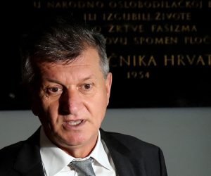 29.11.2019., Zagreb - Ministar Milan Kujundzic dolazi u Hrvatski lijecnicki sindikat na sastanak. 
Photo: Goran Stanzl/PIXSELL
