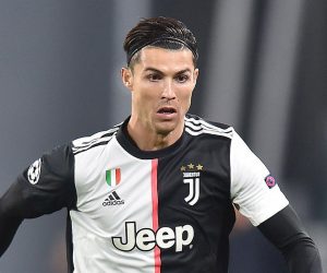 epa08027701 Juventus' Cristiano Ronaldo in action during the UEFA Champions League group D soccer match between Juventus FC and Atletico de Madrid at the Allianz stadium in Turin, Italy, 26 November 2019.  EPA/ALESSANDRO DI MARCO