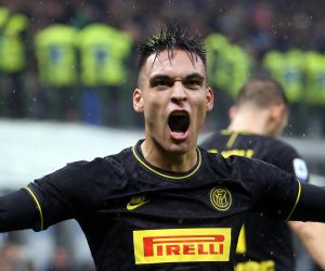 epa08037255 Inter Milan's Lautaro Martinez jubilates after scoring the 2-0 goal during the Italian Serie A soccer match  Fc Inter and Spal at Giuseppe Meazza stadium in Milan, Italy, 01 December  2019.  EPA/MATTEO BAZZI