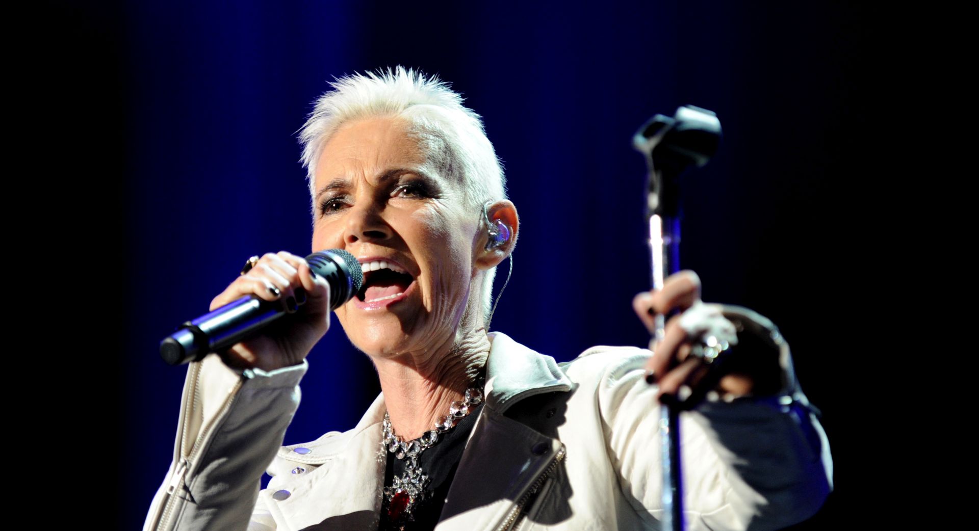 epa08059485 (FILE) - Swedish singer Marie Fredriksson of Swedish pop duo Roxette performs during their Charm School tour in Sydney, Australia, 16 February 2012 (reissued 10 December 2019). Marie Fredriksson died on 09 December 2019 at the age of 61 after a long illness, her family confirmed on 10 December 2019.  EPA/TRACEY NEARMY AUSTRALIA AND NEW ZEALAND OUT *** Local Caption *** 50219653