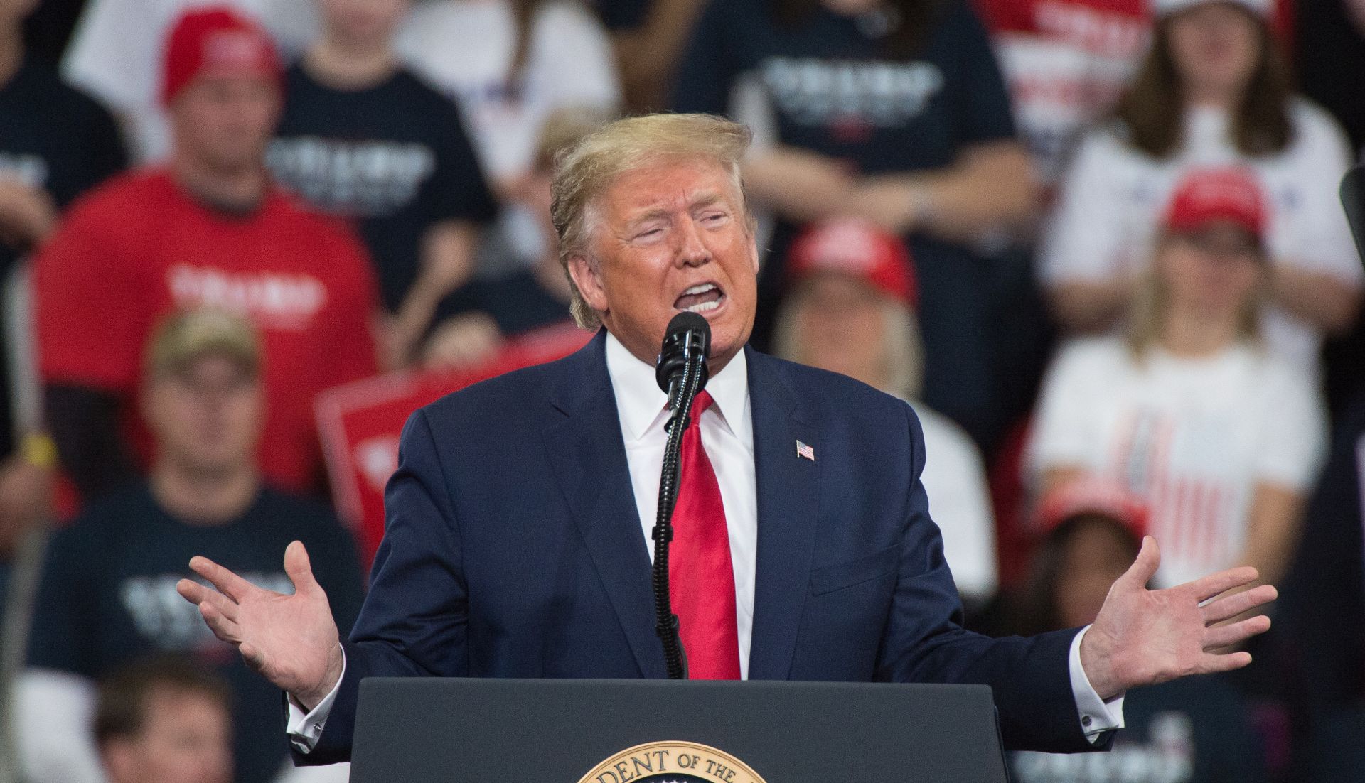 epa08061559 US President Donald J. Trump speaks during a campaign rally at the Giant Center in Hershey, Pennsylvania, USA, 10 December 2019. President Trump carried the battleground state of Pennsylvania by just over 44,000 votes in 2016.  EPA/TRACIE VAN AUKEN
