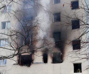 epa08068210 A handout photo made available by German Police shows smoke rising from the windows of an apartment house after an explosion, in Blankenburg, Eastern Germany, 13 December 2019. According to the police one person died and 25 residents were injured, some seriously, after an explosion at the apartment building in the morning.  EPA/GERMAN POLICE HANDOUT -- BEST QUALITY AVAILABLE -- HANDOUT EDITORIAL USE ONLY/NO SALES