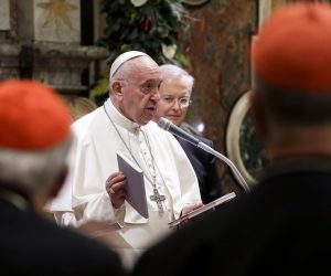 epa08084763 Pope Francis (C) delivers his speech on the occasion of his Christmas greetings to the Roman Curia, in the Clementine Hall at the Vatican, 21 December 2019.  EPA/ANDREW MEDICHINI / POOL