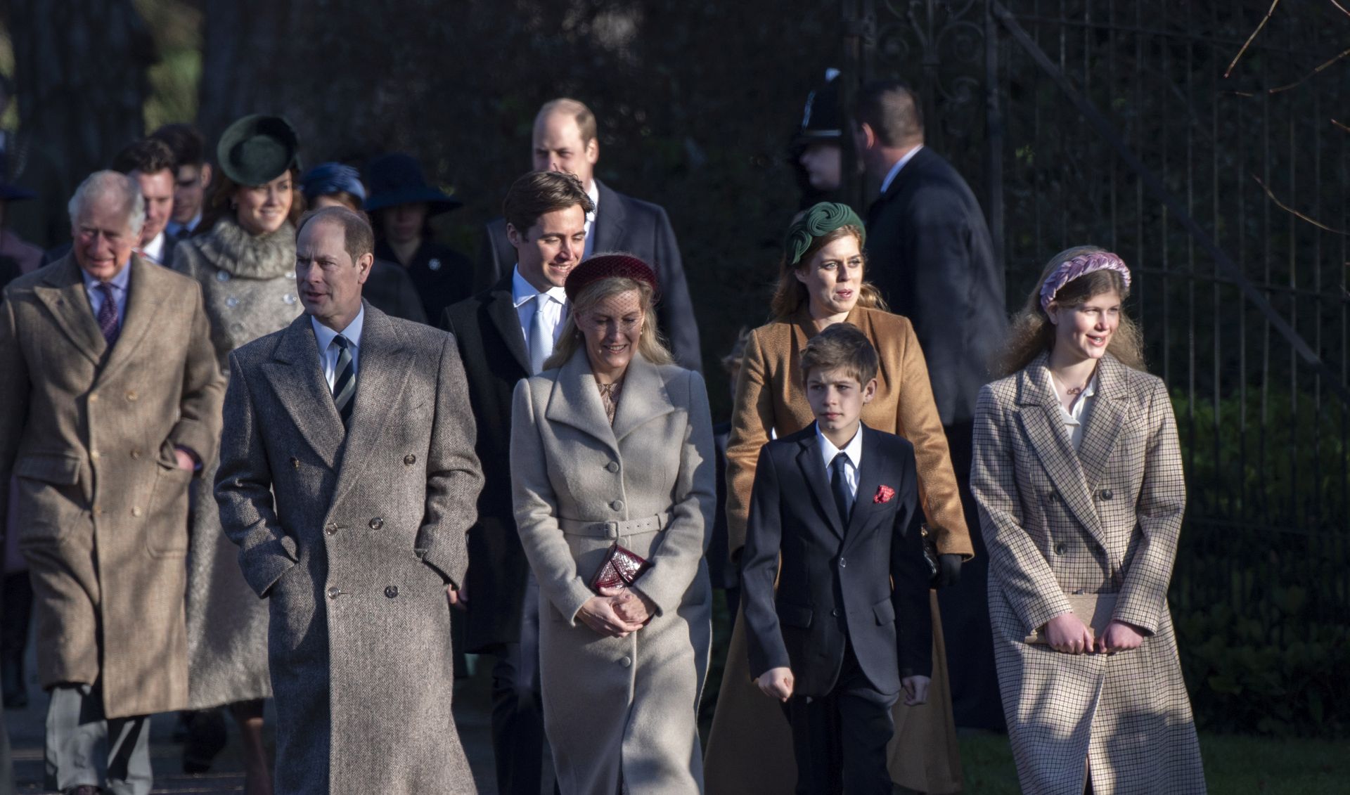 epa08089973 (L-R) Britain's Prince Edward, Earl of Wessex, his wife Sophie, Countess of Wessex and their children, James, Viscount Severn and Lady Louise Windsor attend the Christmas Day morning church service at St. Mary Magdalene Church in Sandringham, Norfolk, Britain, 25 December 2019.  EPA/STR UK OUT - SHUTTERSTOCK OUT