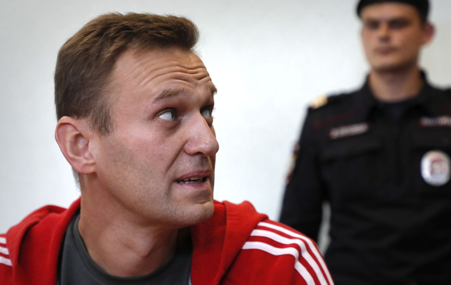 epa08090625 (FILE) - Russian opposition leader Alexei Navalny (L) attends a hearing at the Simonovsky District court in Moscow, Russia, 22 August 2019 (reissued 26 December 2019). According to media reports, Navalny was once again arrested on 26 December after Russian authorities raided the headquarters of his Anti-Corruption Foundation (FBK) in Moscow. Navalny's detention comes after one of his allies, Ruslan Shaveddinov, was forcibly sent to serve in the military at a remote outpost in the arctic on 23 December.  EPA/YURI KOCHETKOV