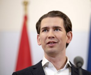 epa08091808 Leader of Austrian People's Party (OeVP), Sebastian Kurz delivers a press statement next to his team during coalition negotiations with the Green Party for a new Austrian government at the Winter Palace of Prince Eugene in Vienna, Austria, 27 December 2019. Austrian President Alexander Van der Bellen gave Kurz a mandate to build a new coalition government on 07 October 2019.  EPA/CHRISTIAN BRUNA
