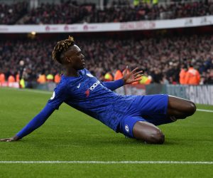 epa08093957 Chelsea's Tammy Abraham celebrates scoring the 2-1 lead during the English Premier League soccer match between Arsenal FC and Chelsea FC held at the Emirates stadium in London, Britain, 29 December 2019.  EPA/NEIL HALL EDITORIAL USE ONLY.  No use with unauthorized audio, video, data, fixture lists, club/league logos or 'live' services. Online in-match use limited to 120 images, no video emulation. No use in betting, games or single club/league/player publications.