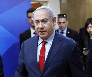 epa08104013 Israel's Prime Minister Benjamin Netanyahu attends the weekly cabinet meeting in Jerusalem, 05 January 2020.  EPA/RONEN ZVULUN / POOL